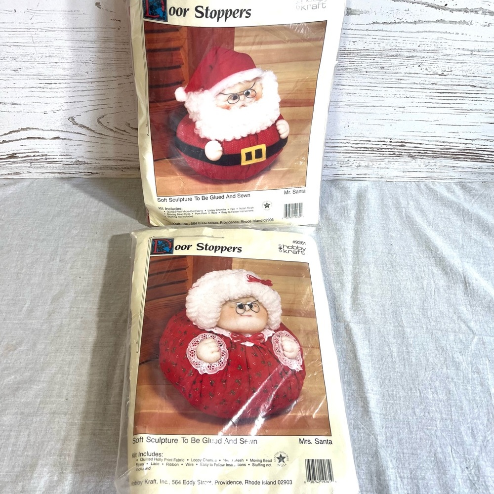 Vintage hobby Kraft craft kit Santa Mrs Claus door stoppers unopened